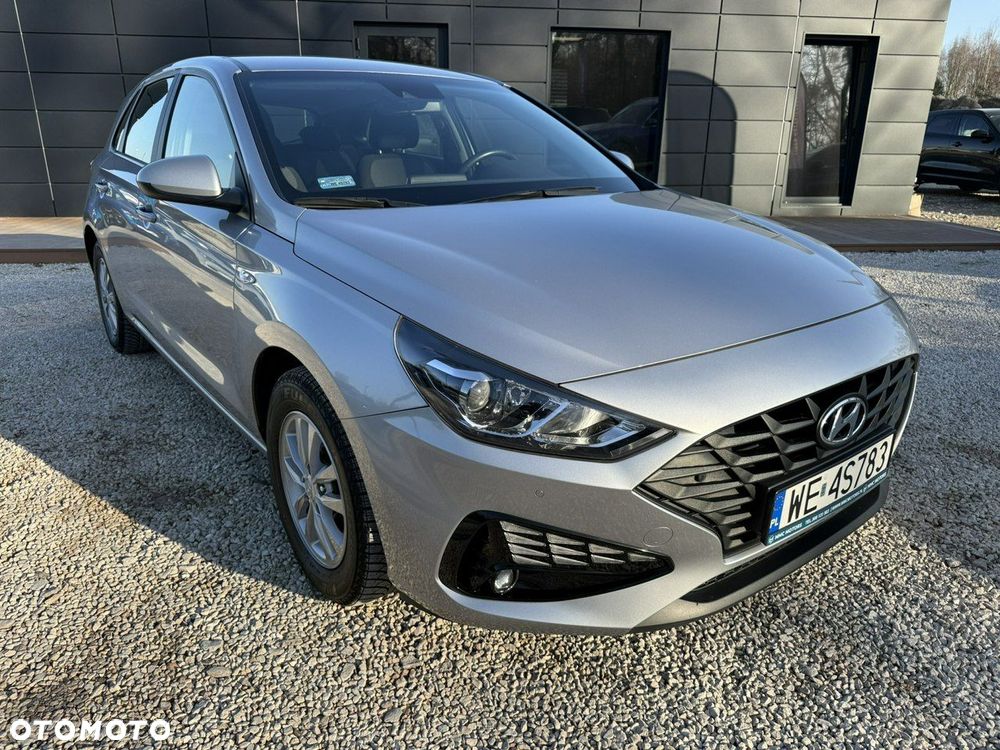 Hyundai i30 1.5 DPI Modern - 1