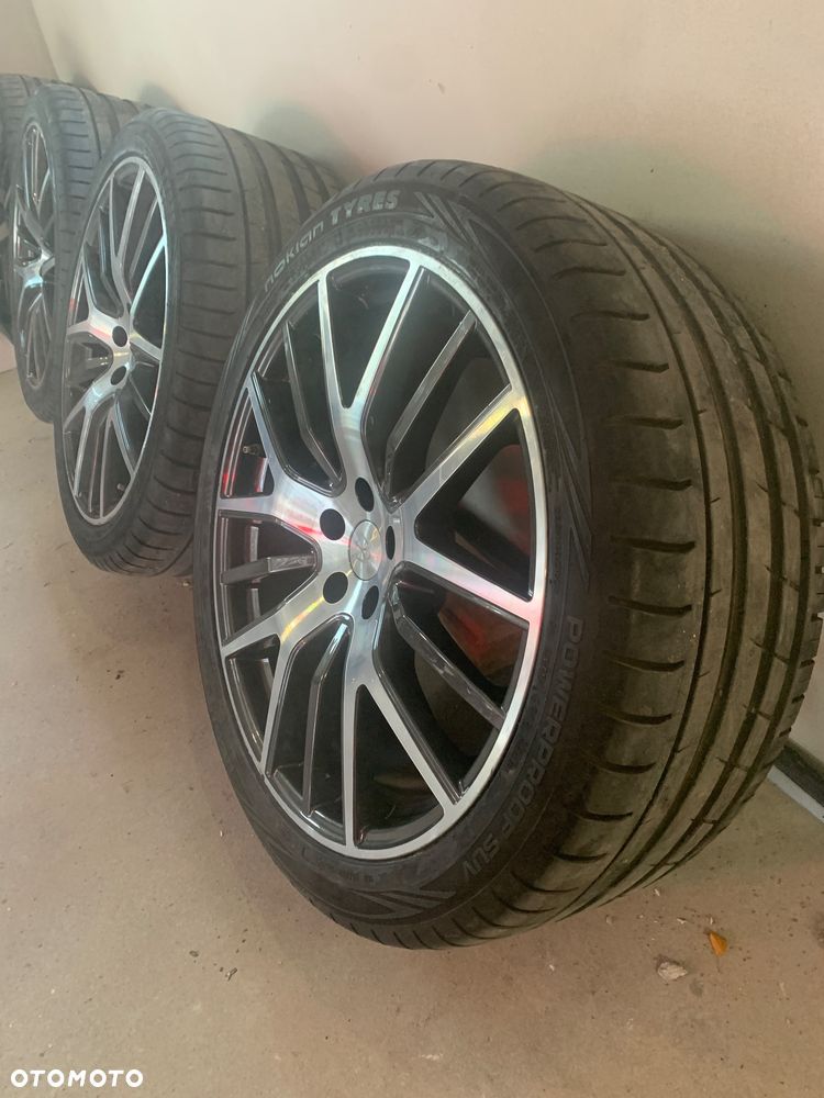 Maserati Levante S - 11