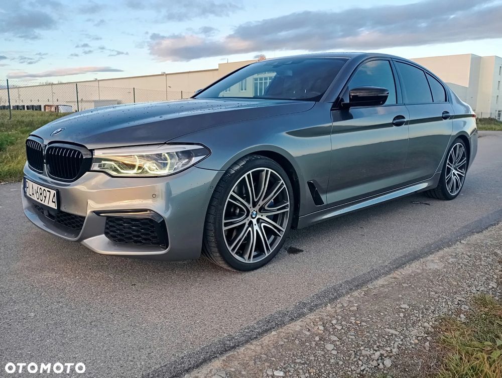 BMW Seria 5 M550i xDrive - 12