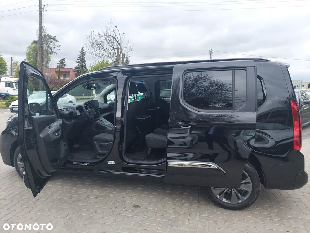 Toyota Proace City Verso 1.2 D-4T Family - 12