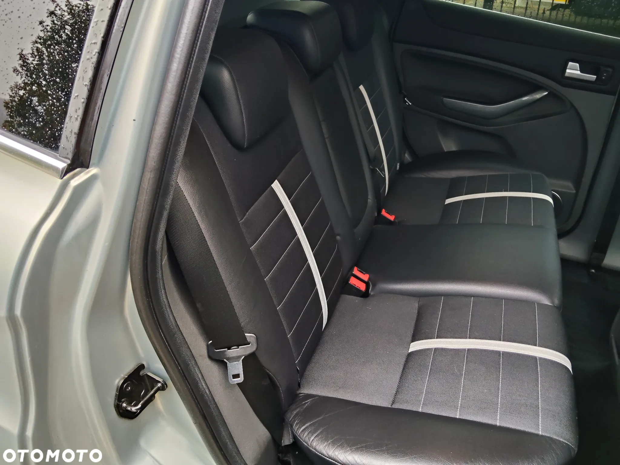 Ford Kuga 2.0 TDCi 4x4 Trend - 23