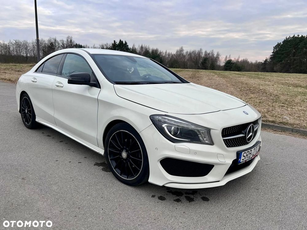 Mercedes-Benz CLA 200 AMG Line - 1