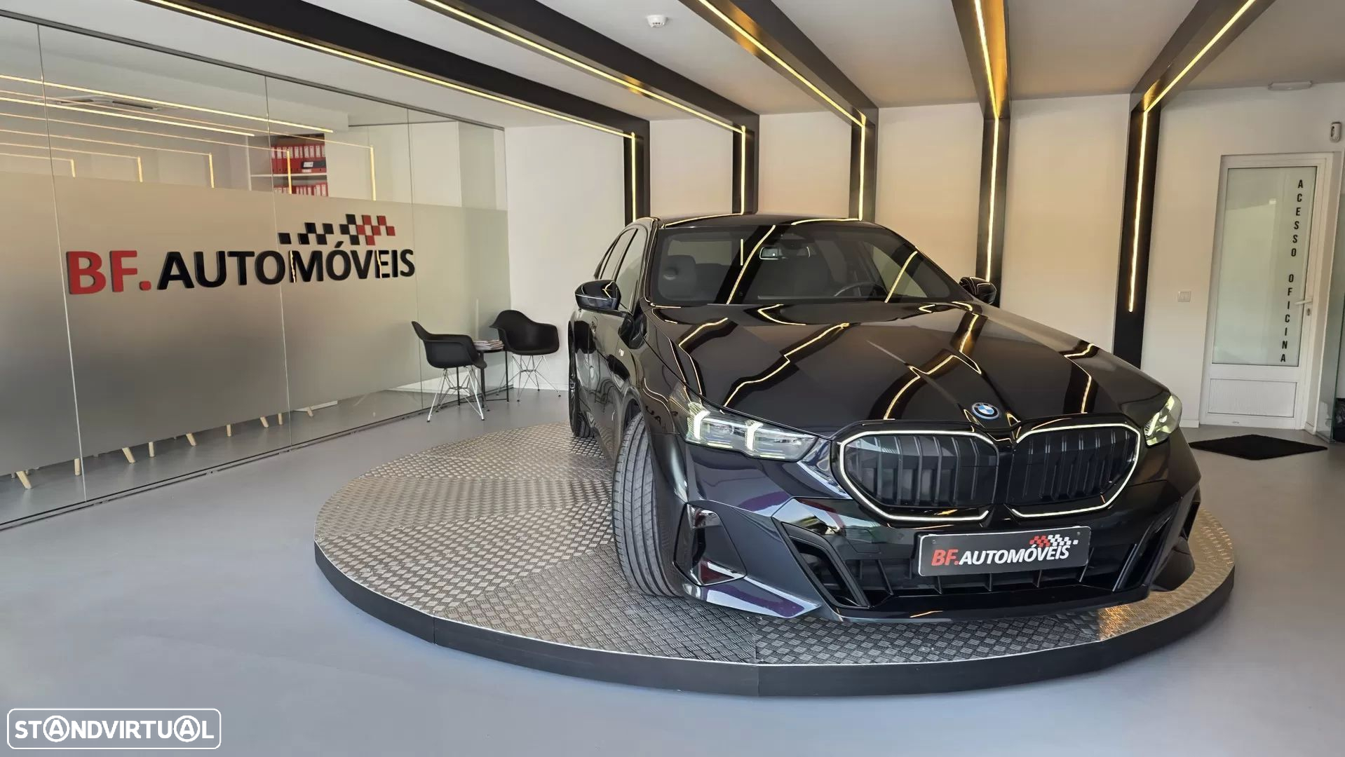 BMW 530 e Pack Desportivo M Pro - 11