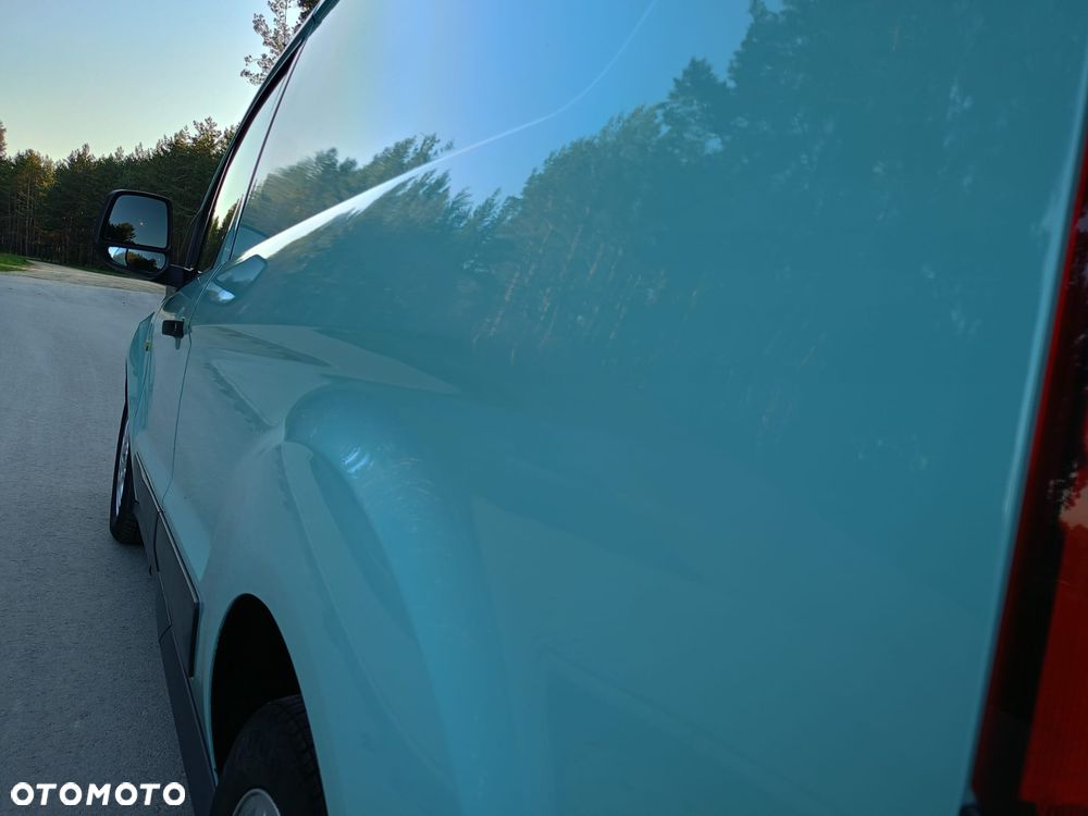 Ford Transit Connect II - 23