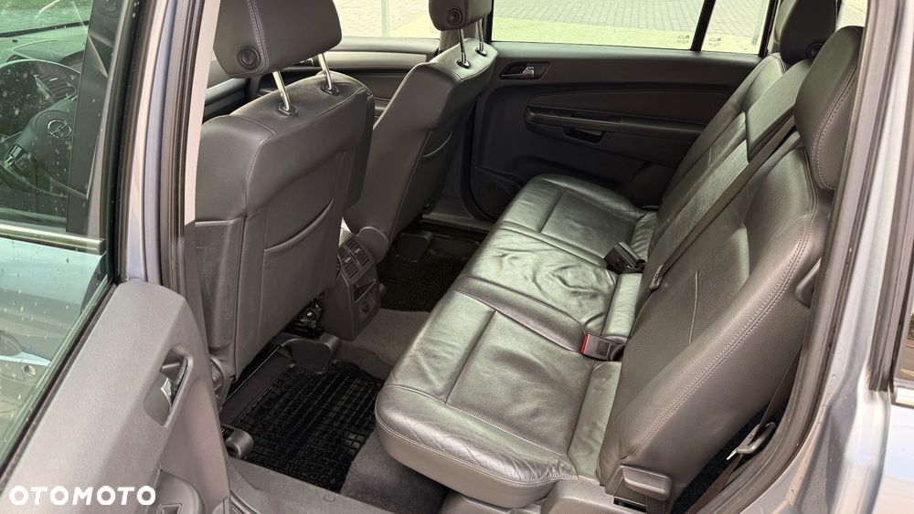 Opel Zafira 1.8 Navi - 10