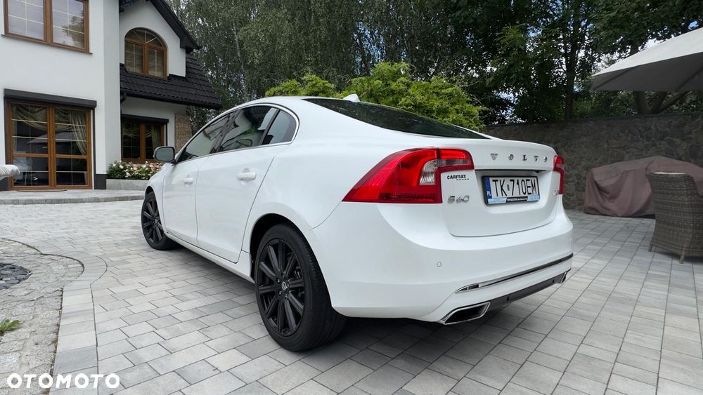 Volvo S60 - 2