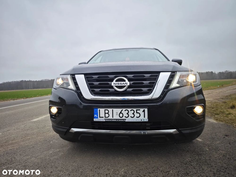 Nissan Pathfinder - 5