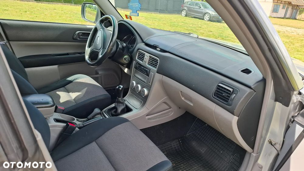 Subaru Forester 2.0 X - 9