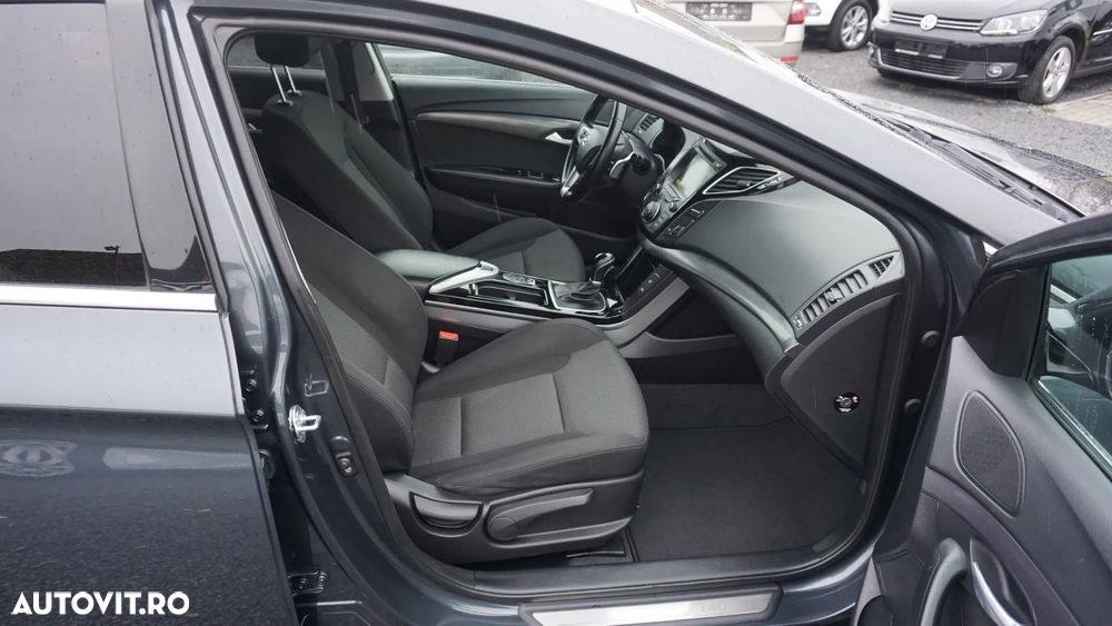 Hyundai i40 i40cw 1.7 CRDi Automatik Fifa World Cup Edition Gold - 11