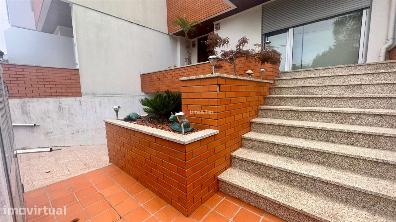 Moradia em Banda T4 Venda em Canedo, Vale e Vila Maior,Santa Maria da - Grande imagem: 2/58