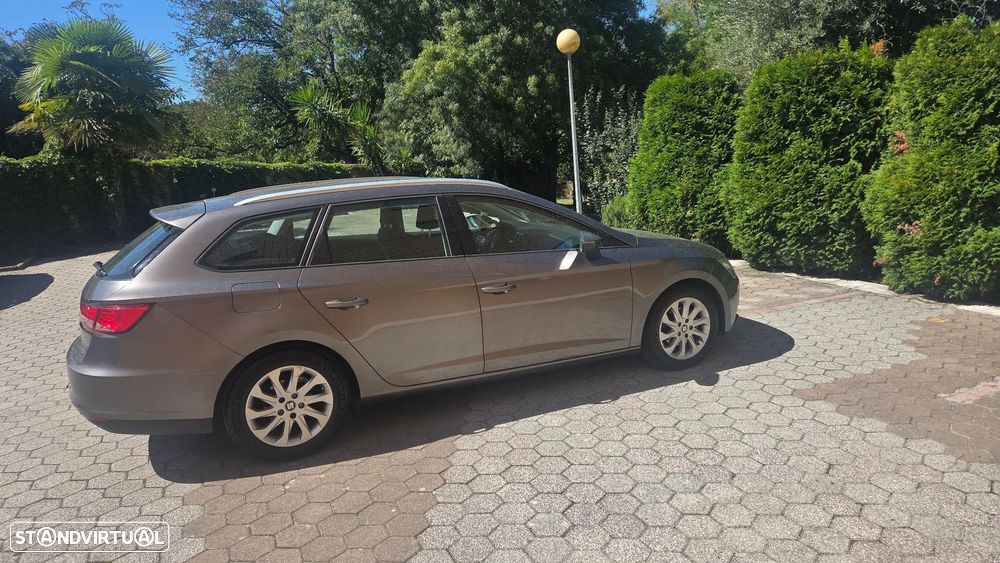 SEAT Leon ST 1.6 TDI Style Ecomotive - 4