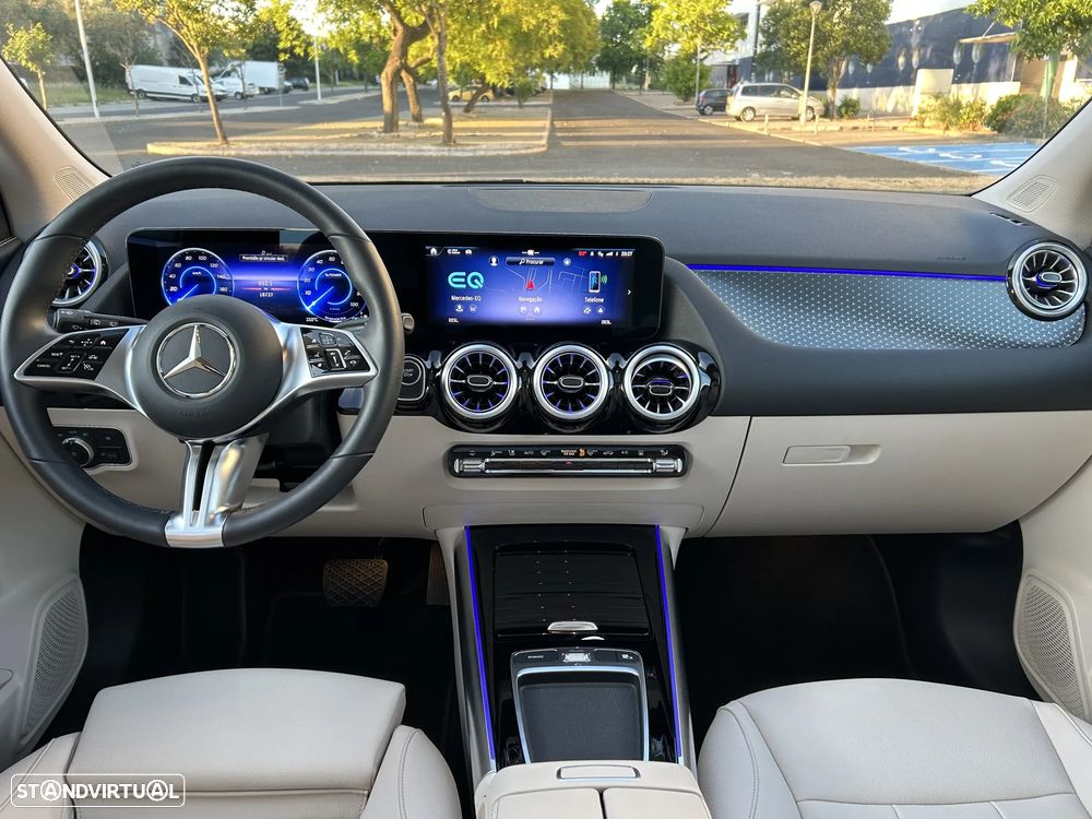 Mercedes-Benz EQA 250+ Progressive - 12