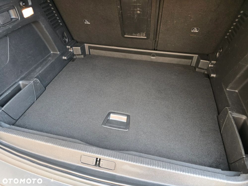 Peugeot 3008 1.5 BlueHDi Allure Pack S&S - 38