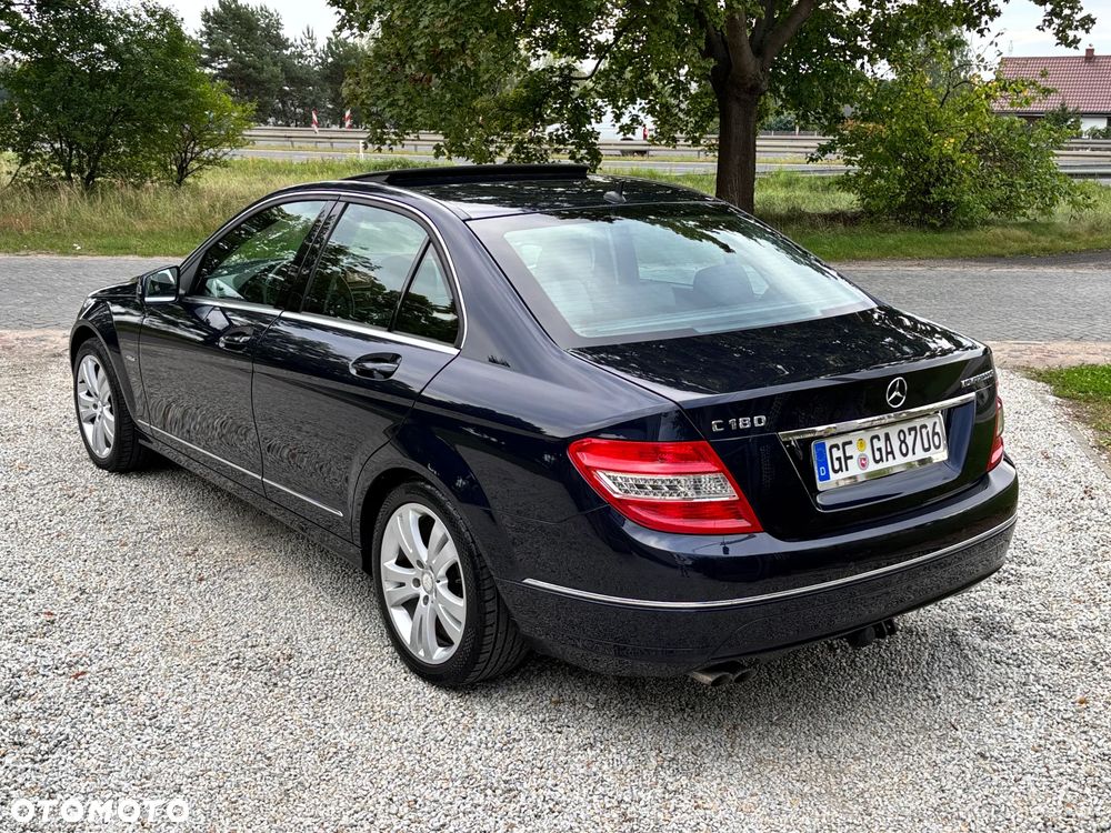 Mercedes-Benz Klasa C 180 Kompressor Avantgarde - 22