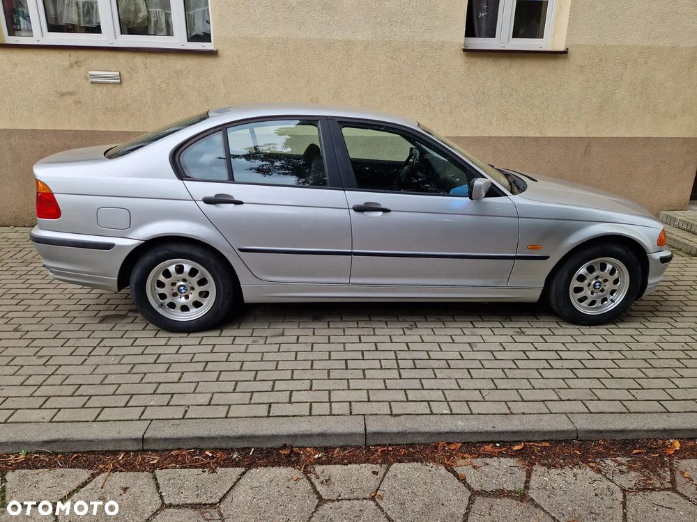 BMW Seria 3 - 8