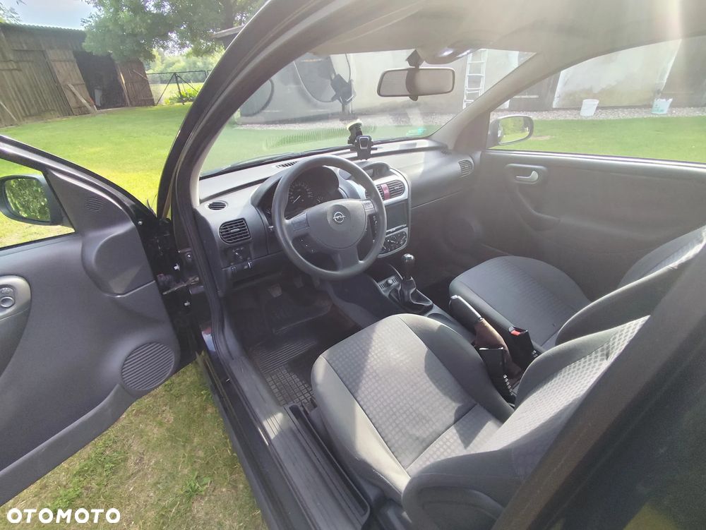Opel Corsa 1.2 16V Cosmo - 10