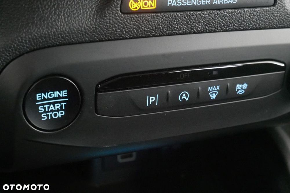 Ford Focus 1.0 EcoBoost Titanium - 19