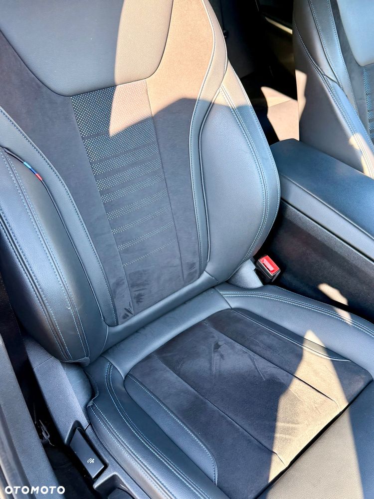 BMW Seria 3 320d xDrive MHEV M Sport sport - 7