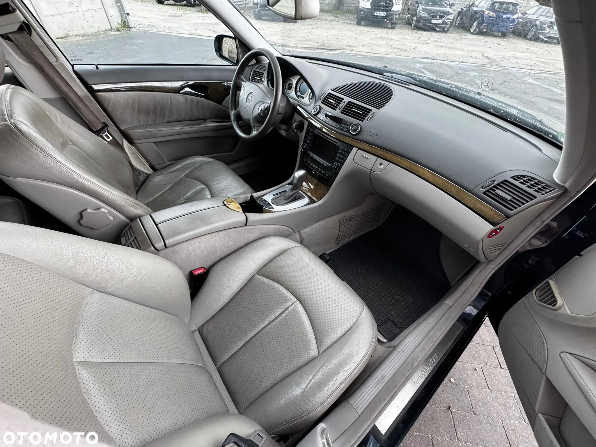 Mercedes-Benz Klasa E 500 7G-TRONIC Avantgarde - 9