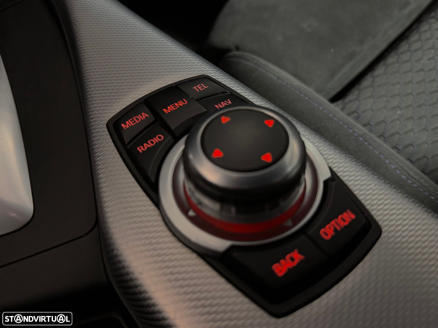 BMW 118 dA Pack M - 17