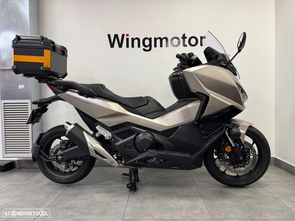 Honda Forza 750 - 1
