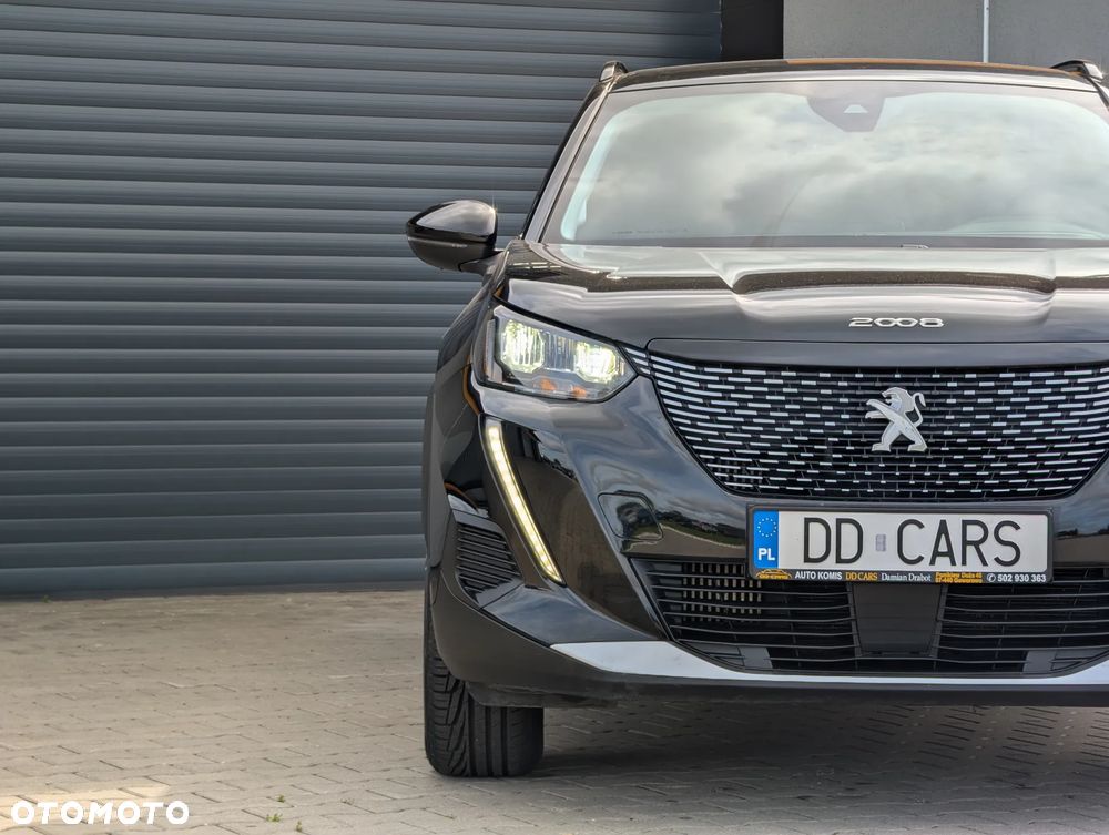 Peugeot 2008 BlueHDi 130 Allure S&S EAT8 - 4