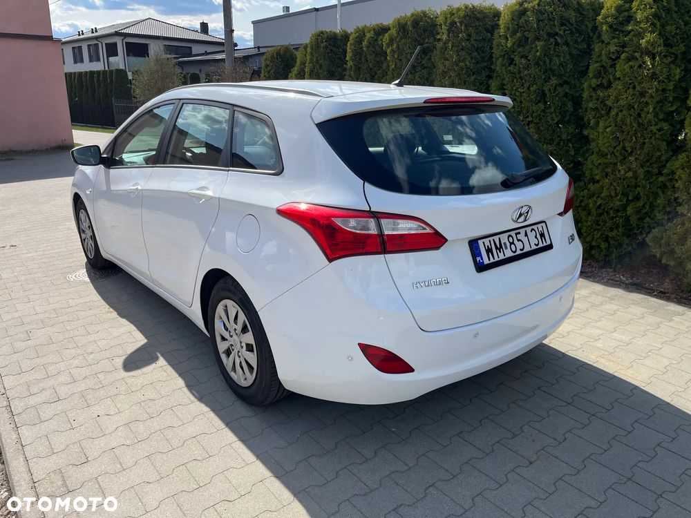 Hyundai i30 1.6 GDI Comfort - 4