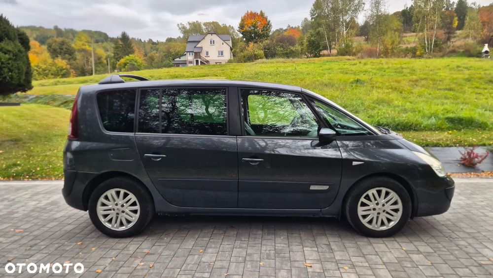 Renault Espace 2.2 dCi Expression - 8