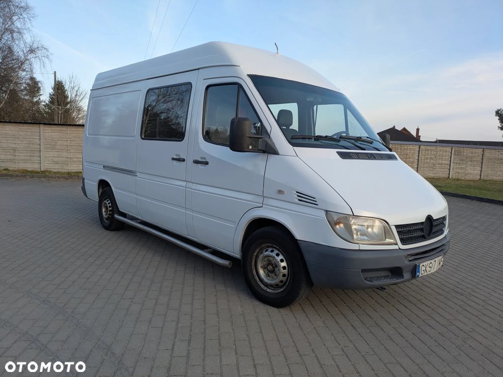 Mercedes-Benz Sprinter 906.211 - 1