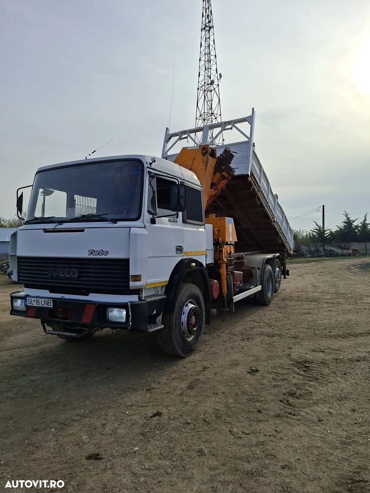 Iveco Turbostar 190.38 Camion Basculabil cu Macara - 9