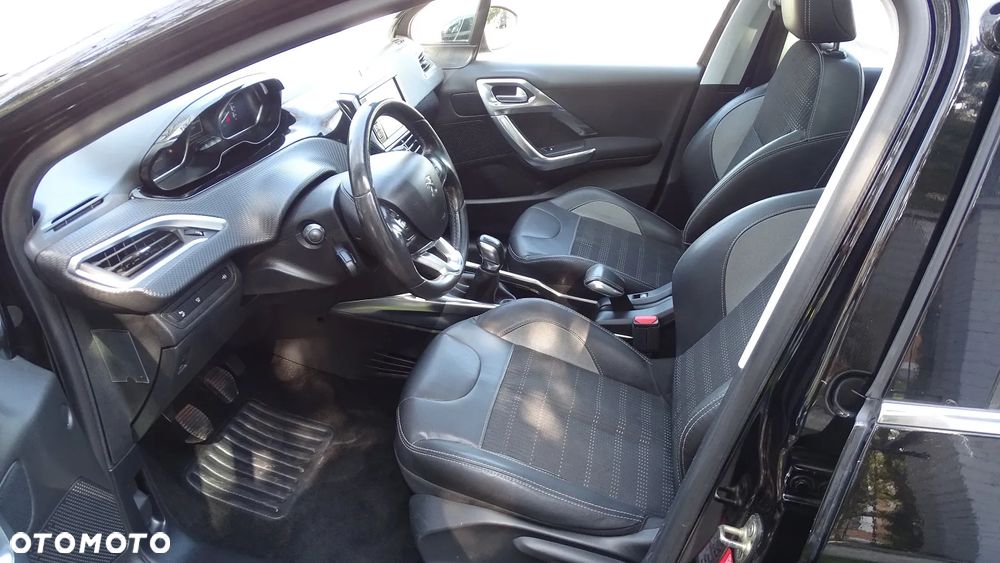 Peugeot 2008 e-HDi FAP 92 STOP & START Business-Line - 11
