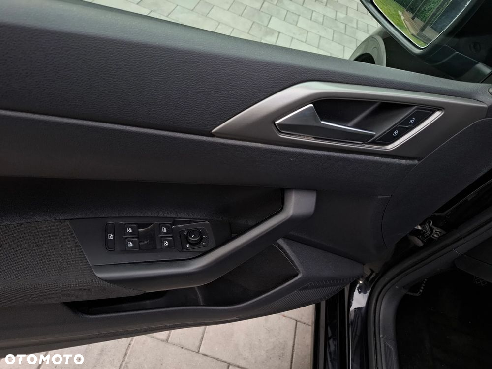 Volkswagen Polo 1.0 TSI Comfortline - 12