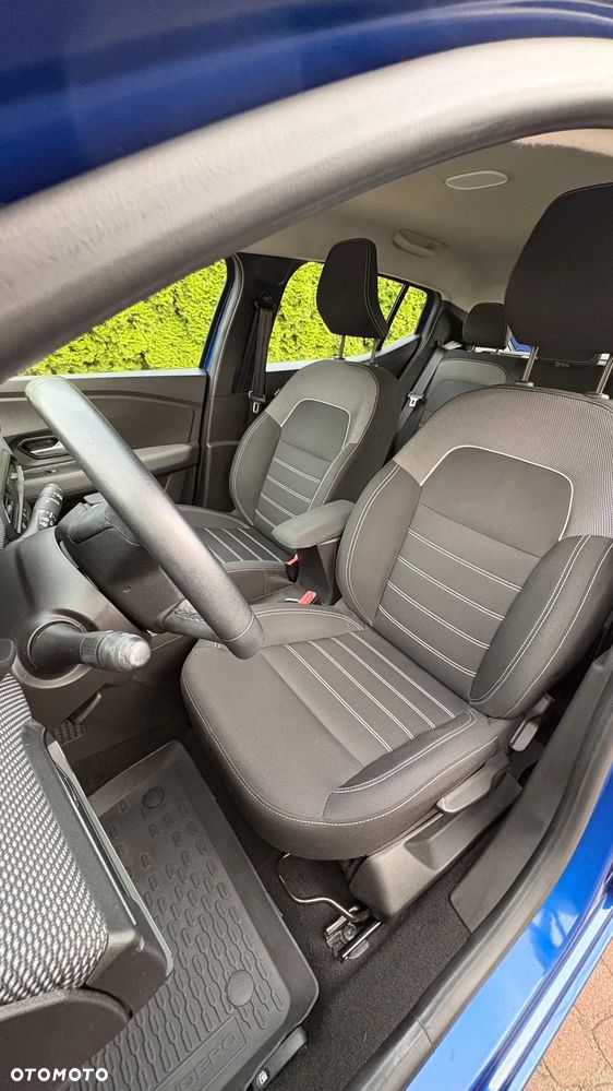 Dacia Sandero - 10