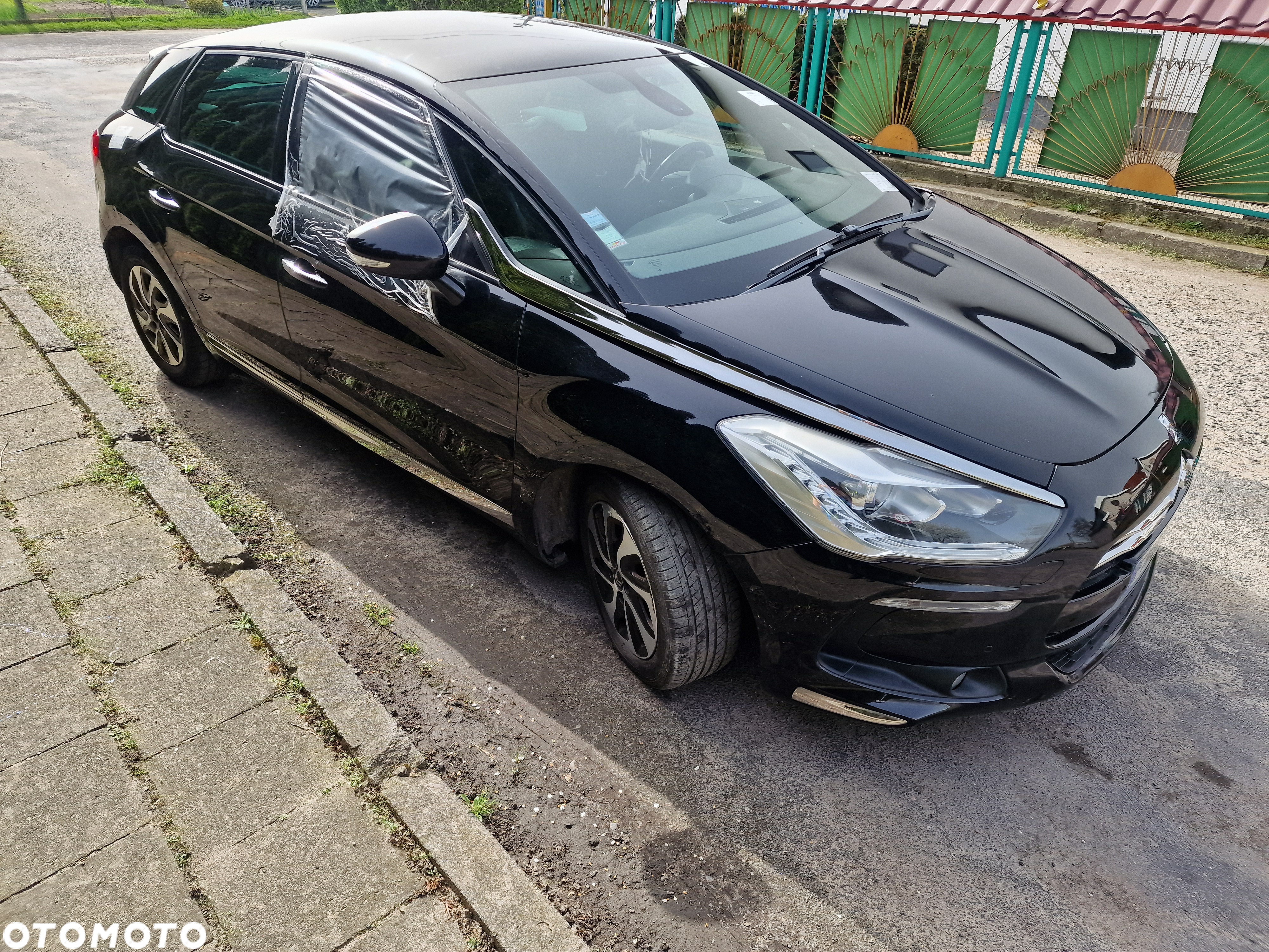 Citroën DS5 e-HDi 115 EGS6 SoChic - 3
