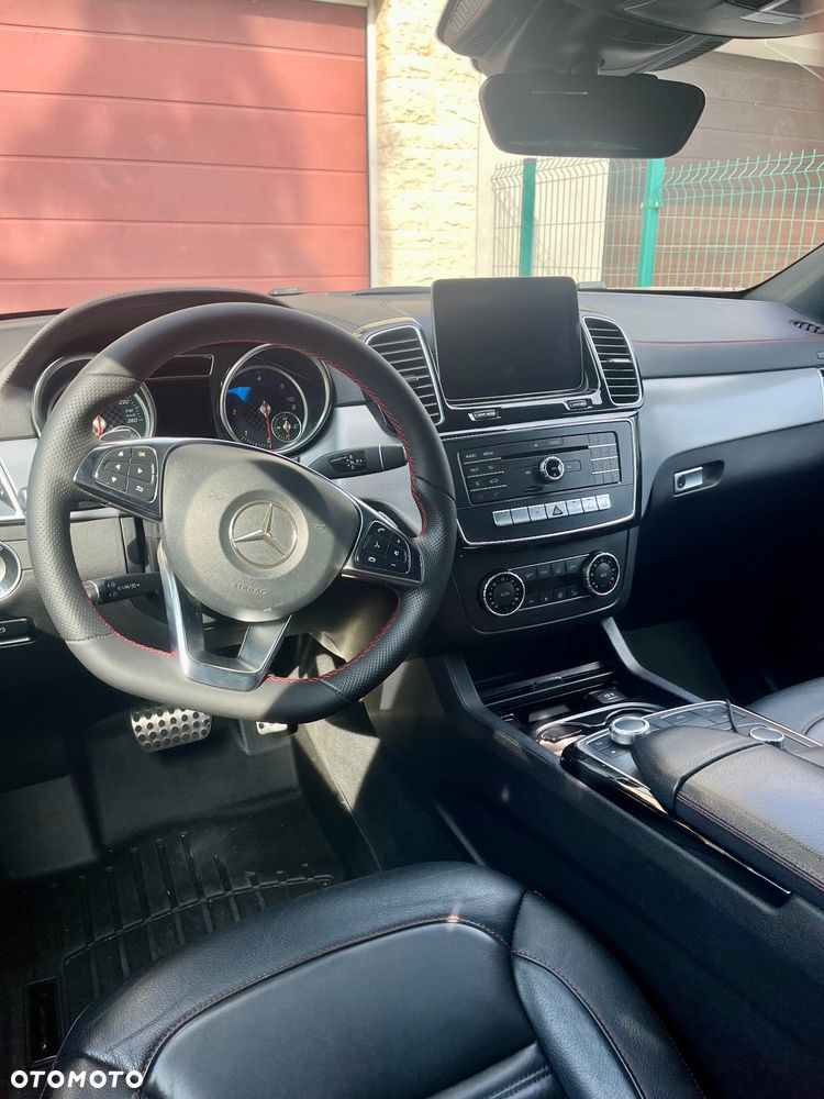 Mercedes-Benz GLE 350 d 4-Matic - 16