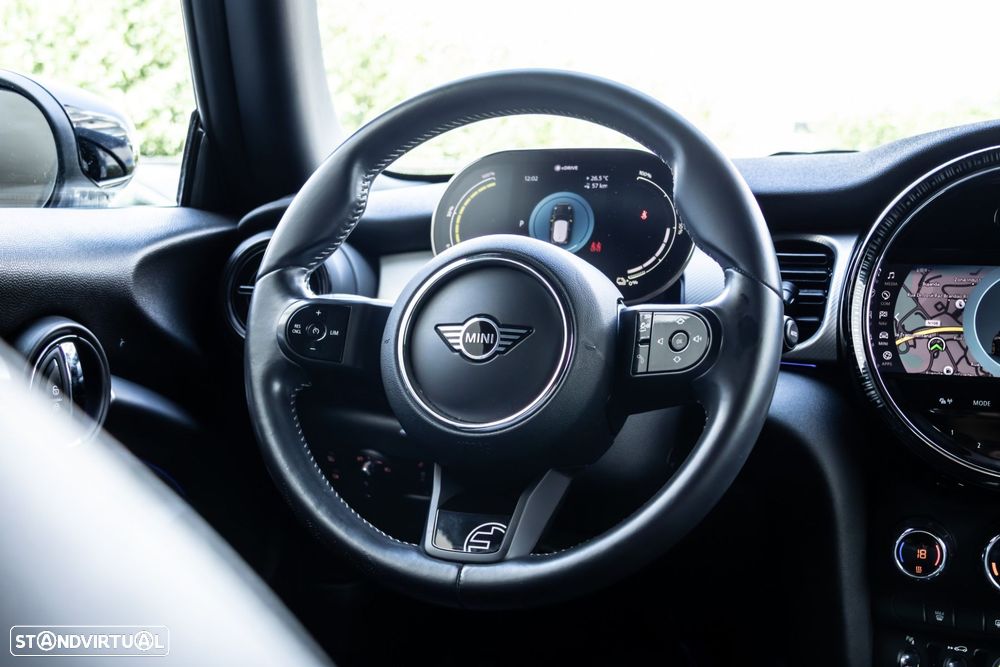 MINI 3 Portas Cooper E Classic S - 18