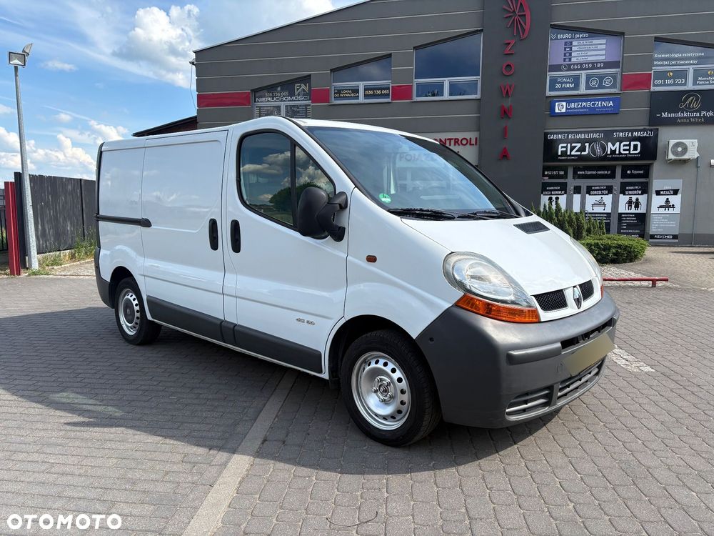 Renault Trafic - 2