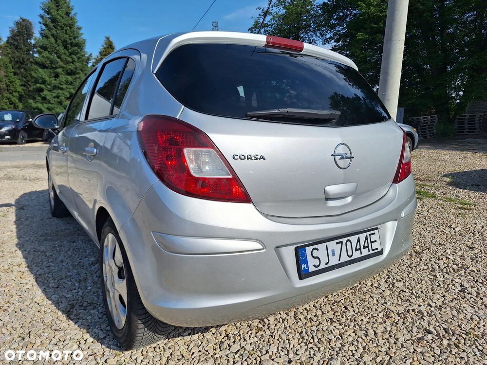 Opel Corsa 1.4 16V Active - 8
