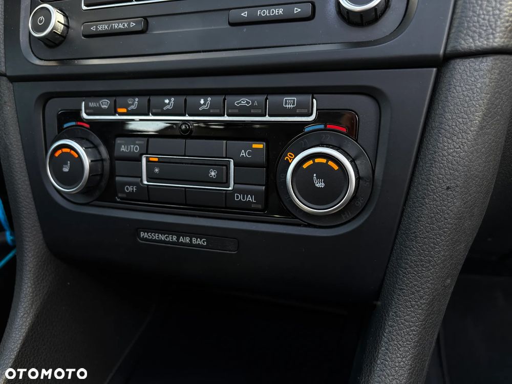 Volkswagen Golf 2.0 TDI DPF Highline - 38