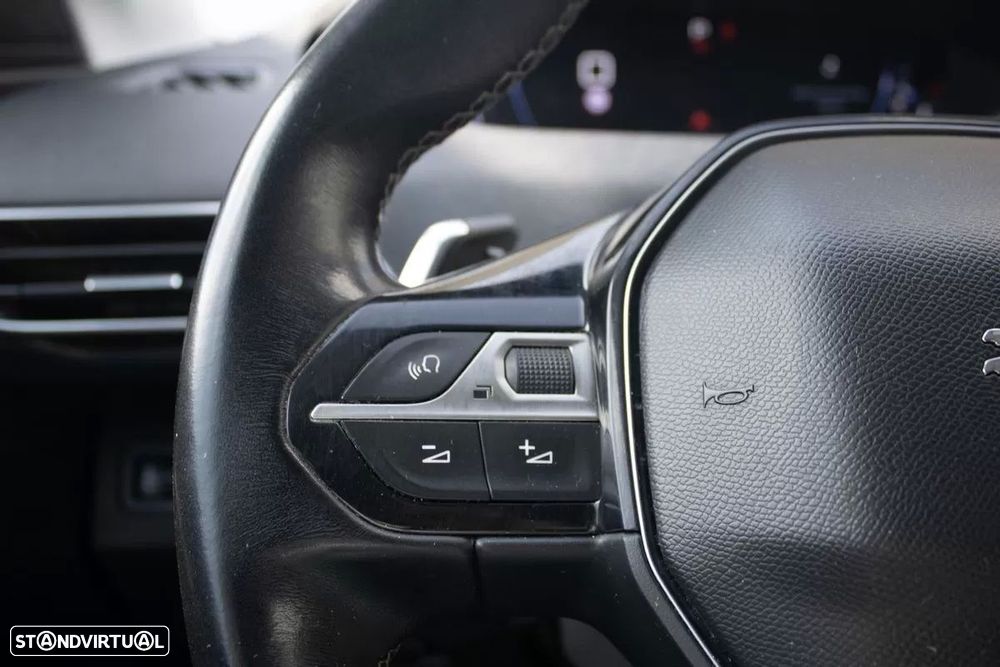 Peugeot 3008 1.6 BlueHDi Allure EAT6 J18 - 39