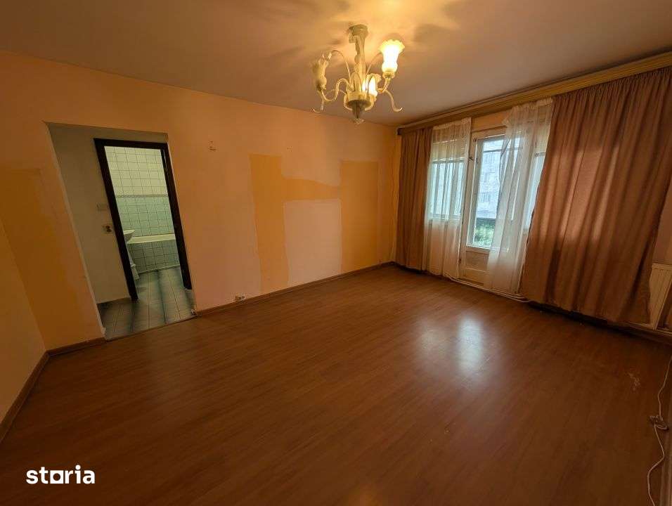 Apartament langa CORA , gradinita, etaj 2 — fotografia 1