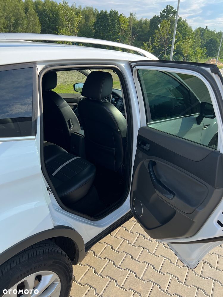 Ford Kuga 2.0 TDCi 4x4 Titanium - 17
