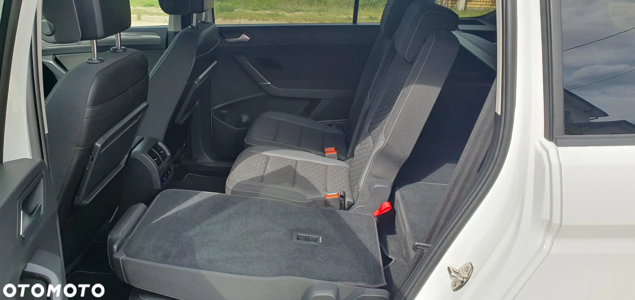 Volkswagen Touran 1.6 TDI SCR Join - 21
