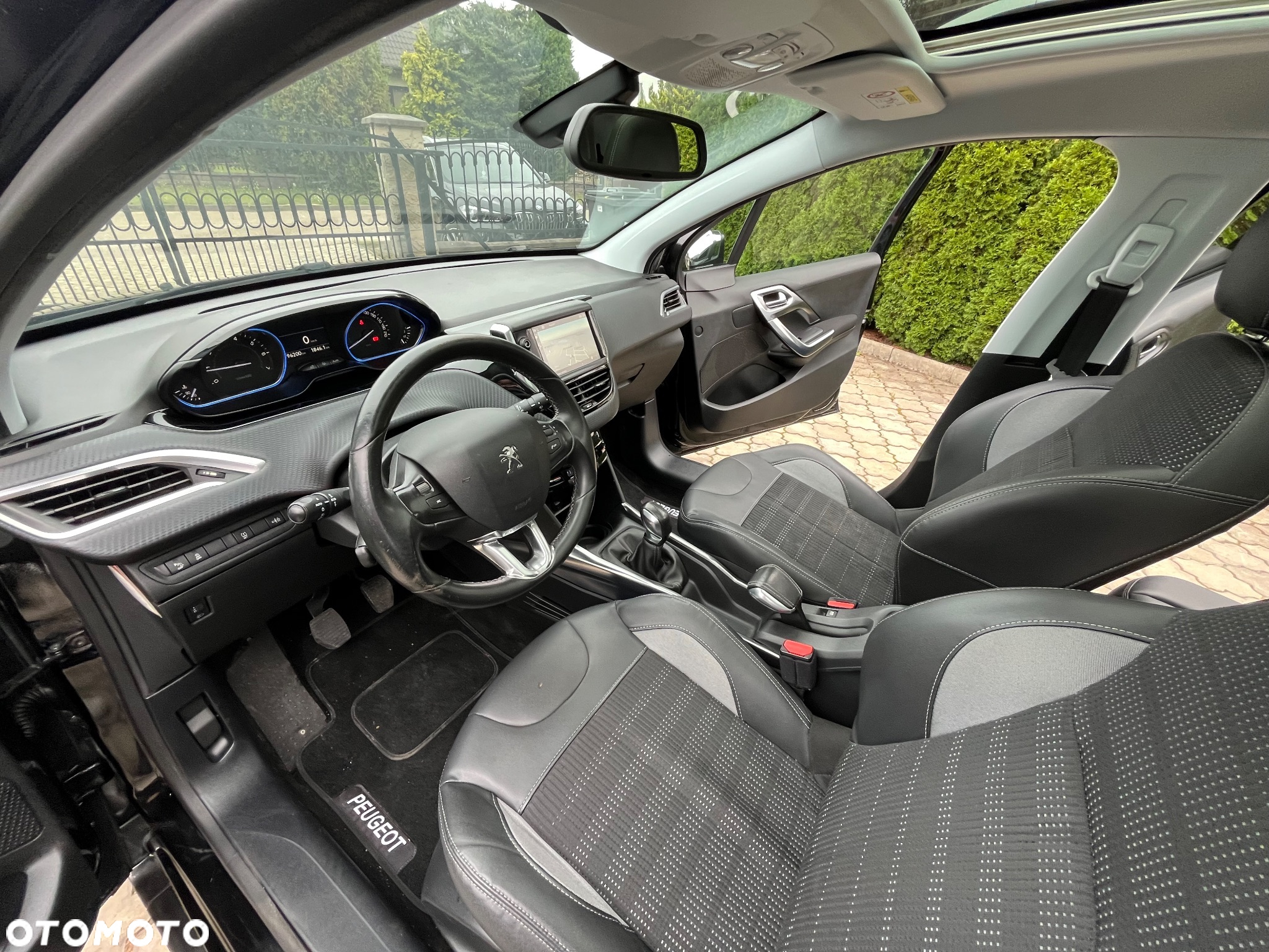 Peugeot 2008 - 17