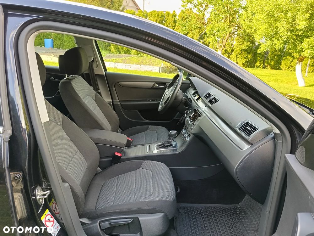 Volkswagen Passat 2.0 TDI DSG BlueMotion Technology Comfortline - 11