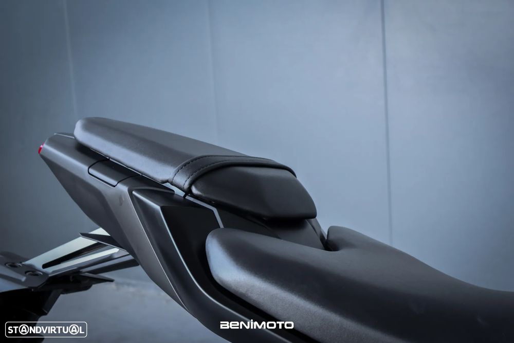 Yamaha MT-07 - 12