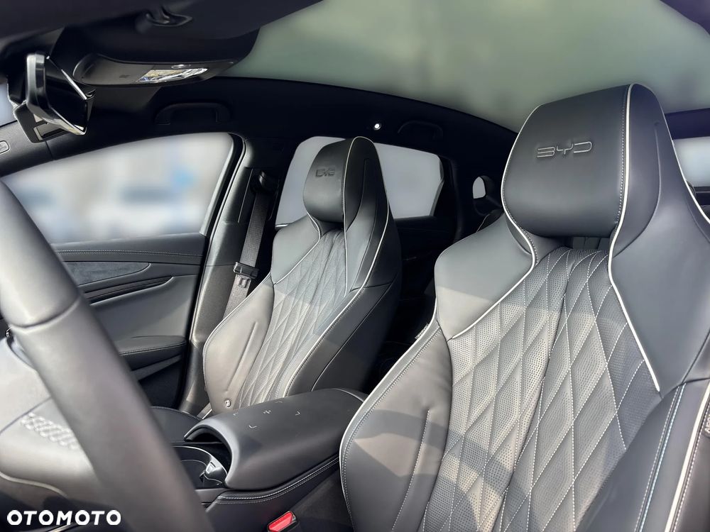 BYD Seal - 11