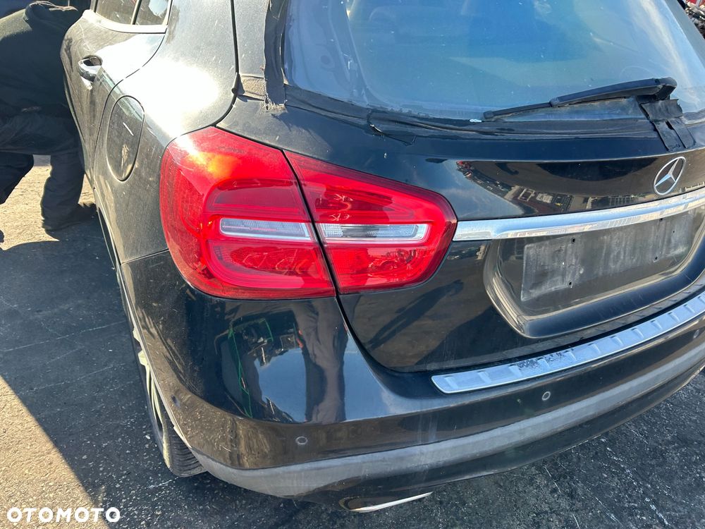Mercedes GLA X156 klapa bagażnika - 2