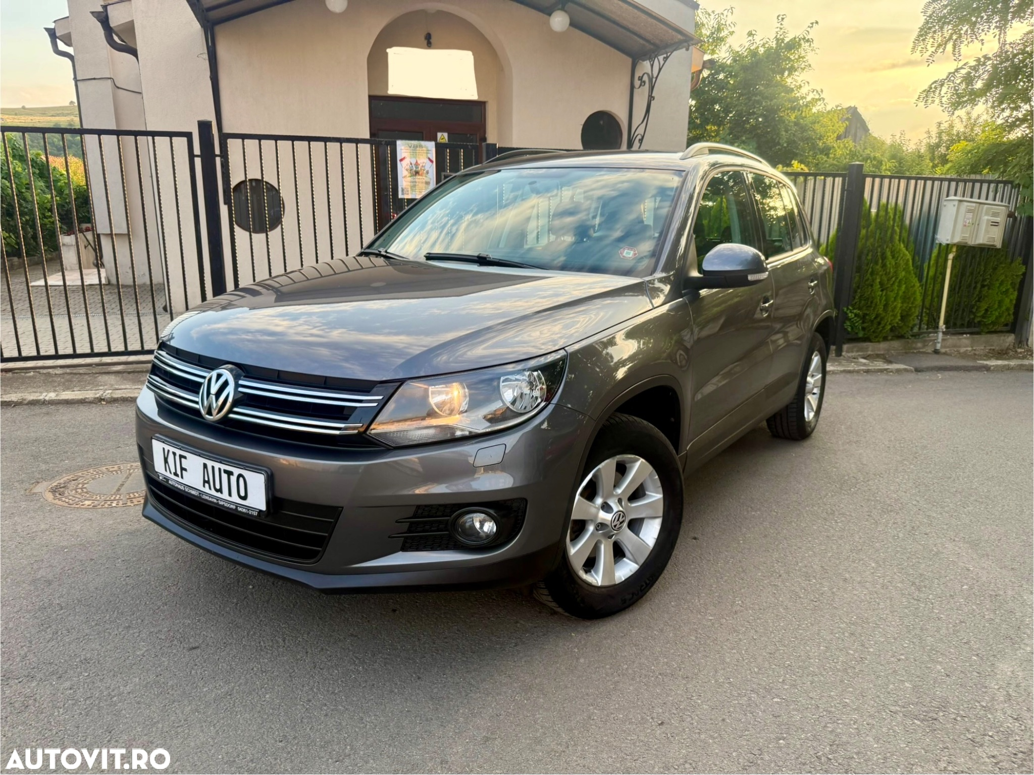 Volkswagen Tiguan 1.4 TSI BlueMotion Technology Sport & Style - 37