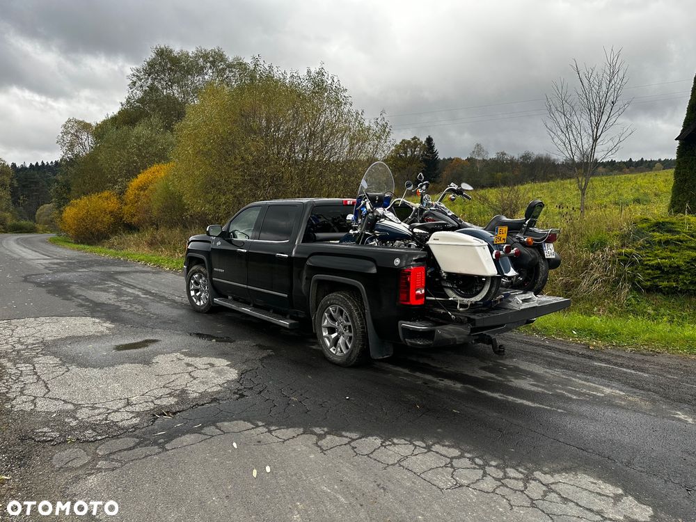 GMC Sierra - 31